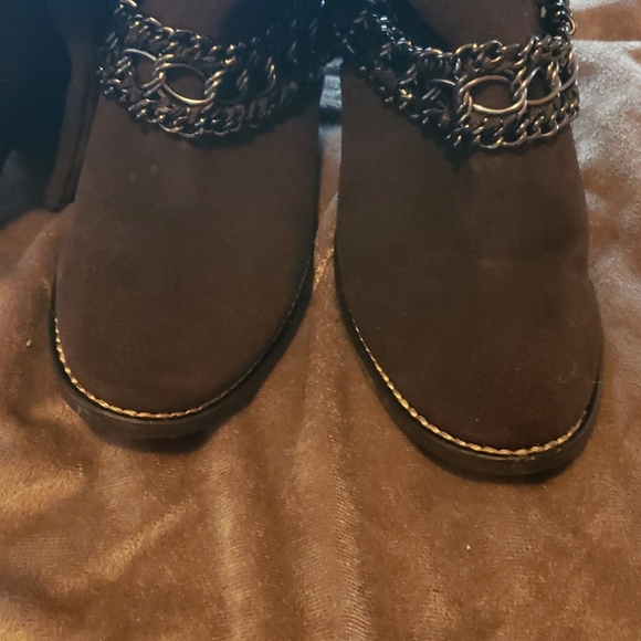 B. MAKOWSKY BOOTS! - Picture 5 of 7